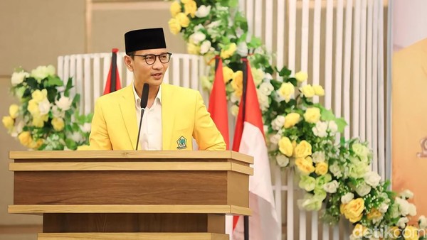Jadi Cagub NTB atau Walikota Dua Periode, Mohan Roliskana Bakal Lihat Situasi Yang Berkembang Jadi Cagub NTB atau Walikota Dua Periode, Mohan Roliskana Bakal Lihat Situasi Yang Berkembang