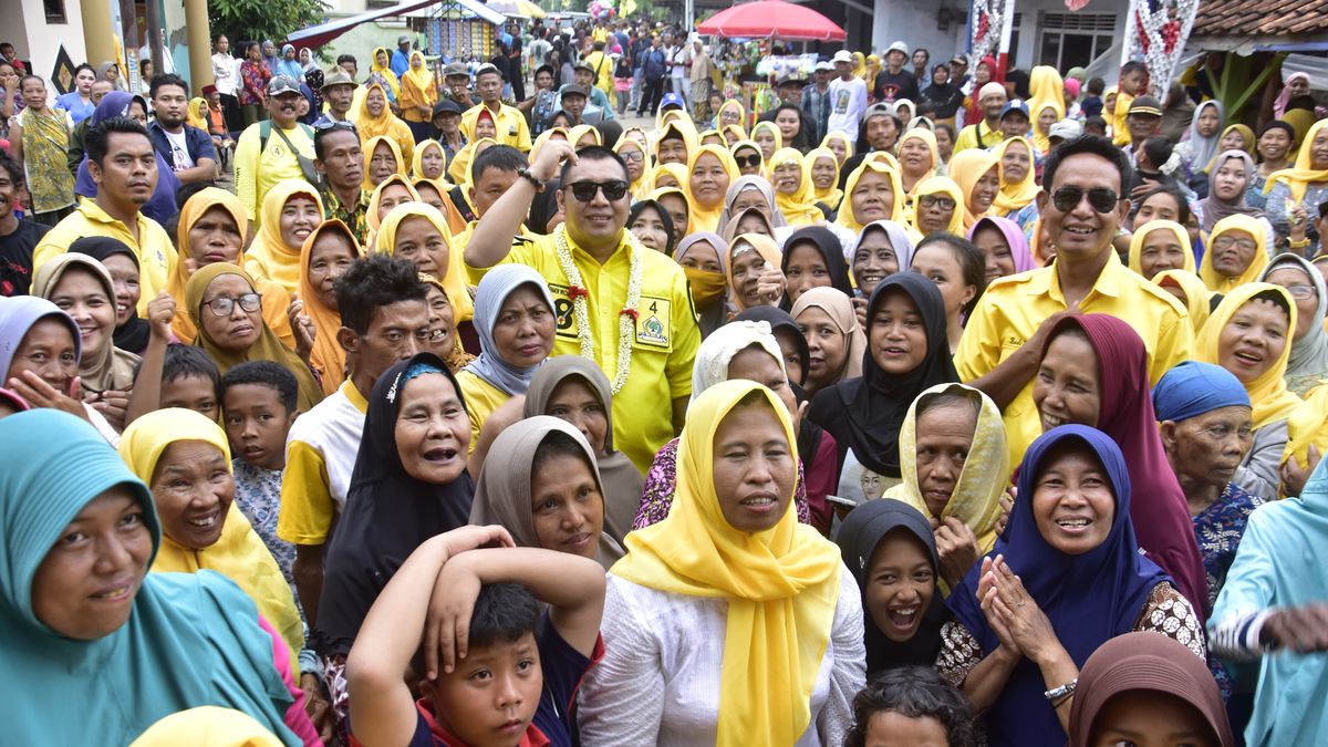 Meski Dapat Nomor Urut 8, Pamor Wicaksono Berhasil Raih Suara Terbanyak di Dapil 1 Kabupaten Brebes Meski Dapat Nomor Urut 8, Pamor Wicaksono Berhasil Raih Suara Terbanyak di Dapil 1 Kabupaten Brebes
