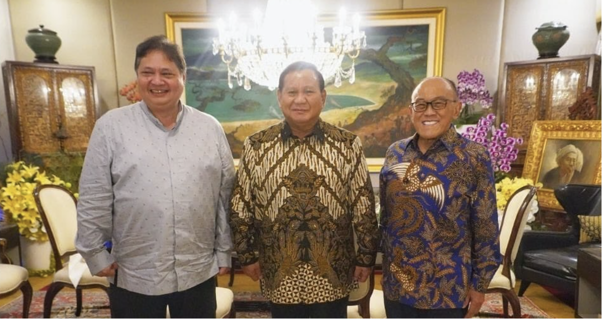 IPO: Prabowo Lebih Nyaman Bersama Partai Golkar Dibanding Presiden Jokowi
