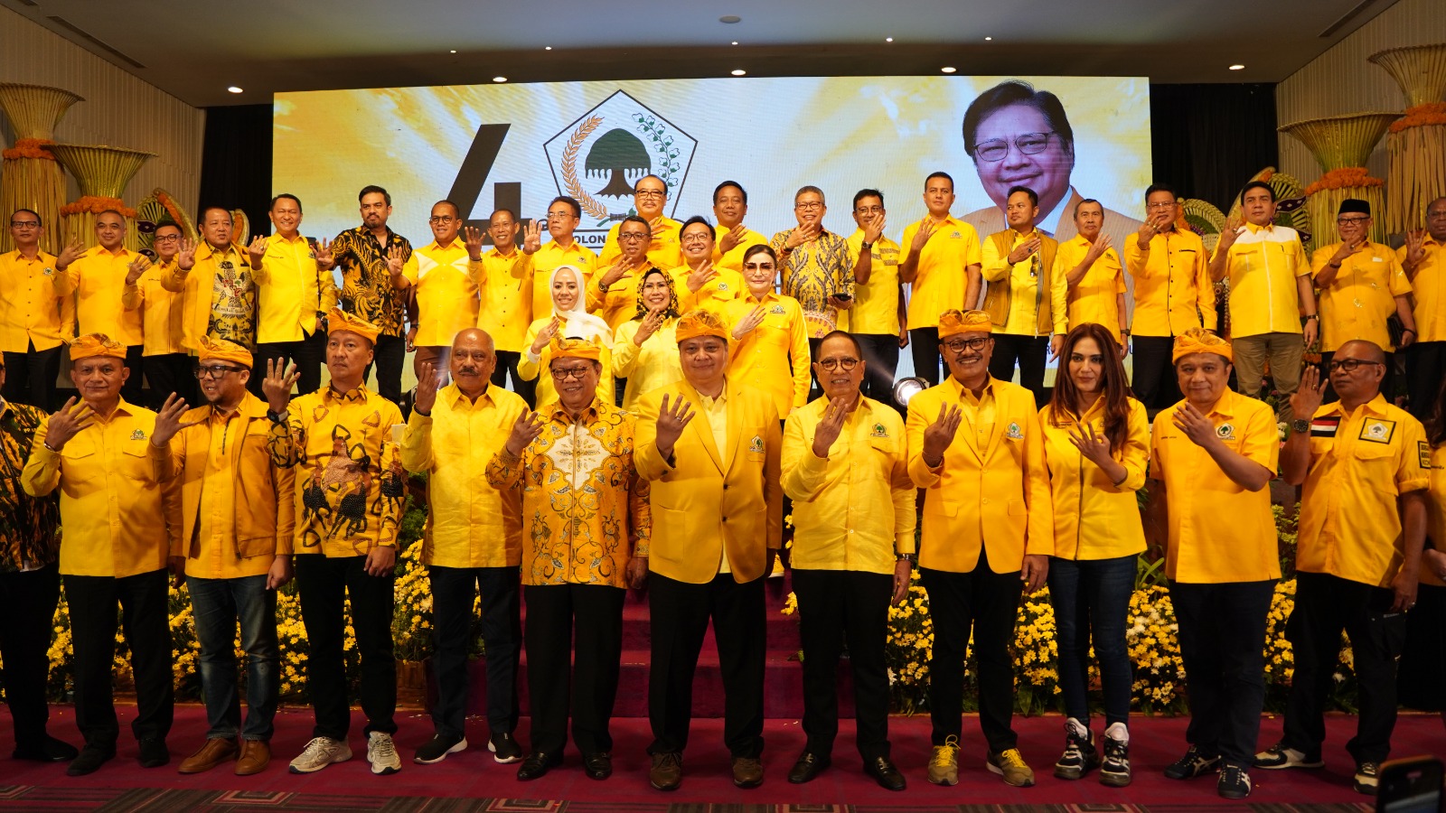 Airlangga Hartarto Dorong Kader Under 40 Partai Golkar Maju di Pilkada 2024 Airlangga Hartarto Dorong Kader Under 40 Partai Golkar Maju di Pilkada 2024