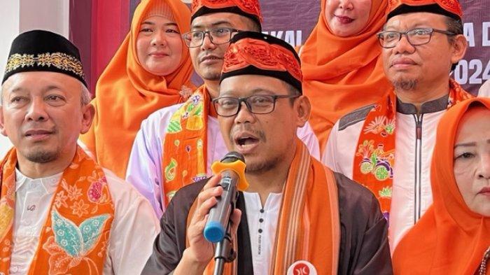 Tak Gentar ‘Dikeroyok’ Koalisi 6 Partai, PKS Kota Depok Mantap Bersama Partai Golkar di Pilkada 2024 Tak Gentar ‘Dikeroyok’ Koalisi 6 Partai, PKS Kota Depok Mantap Bersama Partai Golkar di Pilkada 2024