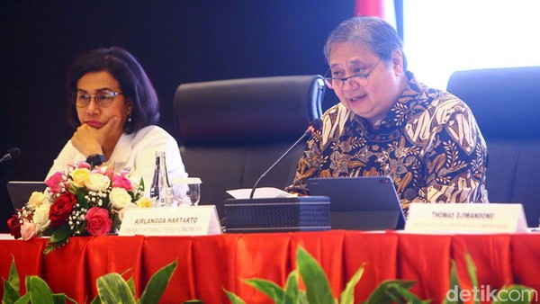 Airlangga Hartarto Sebut Anggaran Program Makan Bergizi Prabowo-Gibran Capai Rp 71 Triliun Airlangga Hartarto Sebut Anggaran Program Makan Bergizi Prabowo-Gibran Capai Rp 71 Triliun