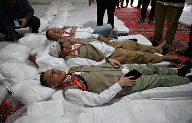 Ace Hasan Sentil Kemenag Wajarkan Jemaah Haji Tidur Sempit-Sempitan di Tenda Ace Hasan Sentil Kemenag Wajarkan Jemaah Haji Tidur Sempit-Sempitan di Tenda