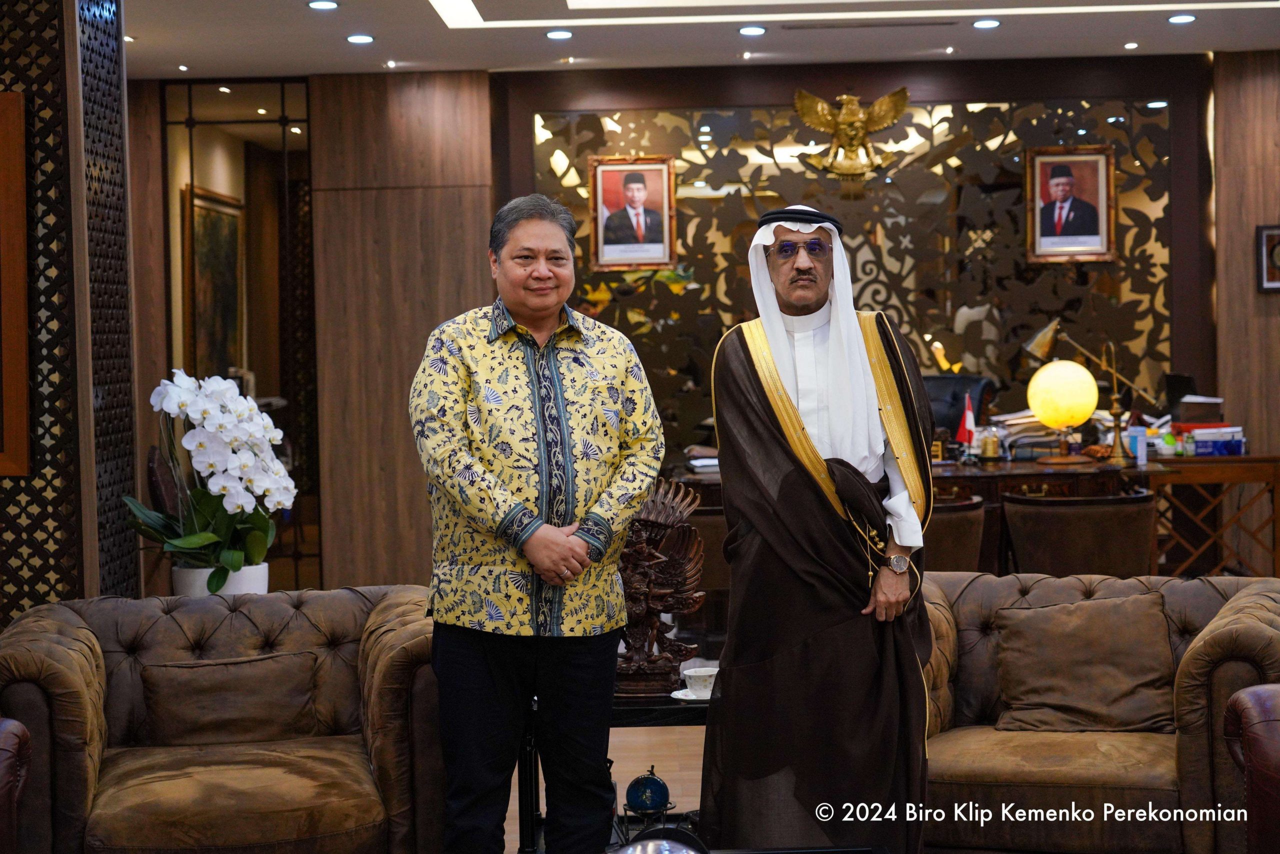 Airlangga Hartarto Minta Arab Saudi Prioritaskan RI Sebagai Tujuan Investasi Airlangga Hartarto Minta Arab Saudi Prioritaskan RI Sebagai Tujuan Investasi