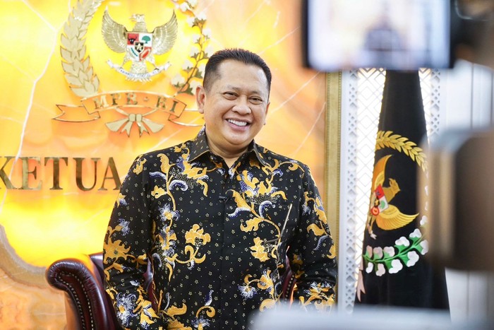 Bambang Soesatyo Terima Penghargaan Visionary Leadership dari Kamar Entrepreneur Indonesia