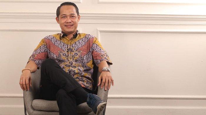 Iwan Soelasno Harap 11 Menteri dan Wamen Partai Golkar Beri Kontribusi Bagi Pembangunan Desa Iwan Soelasno Harap 11 Menteri dan Wamen Partai Golkar Beri Kontribusi Bagi Pembangunan Desa