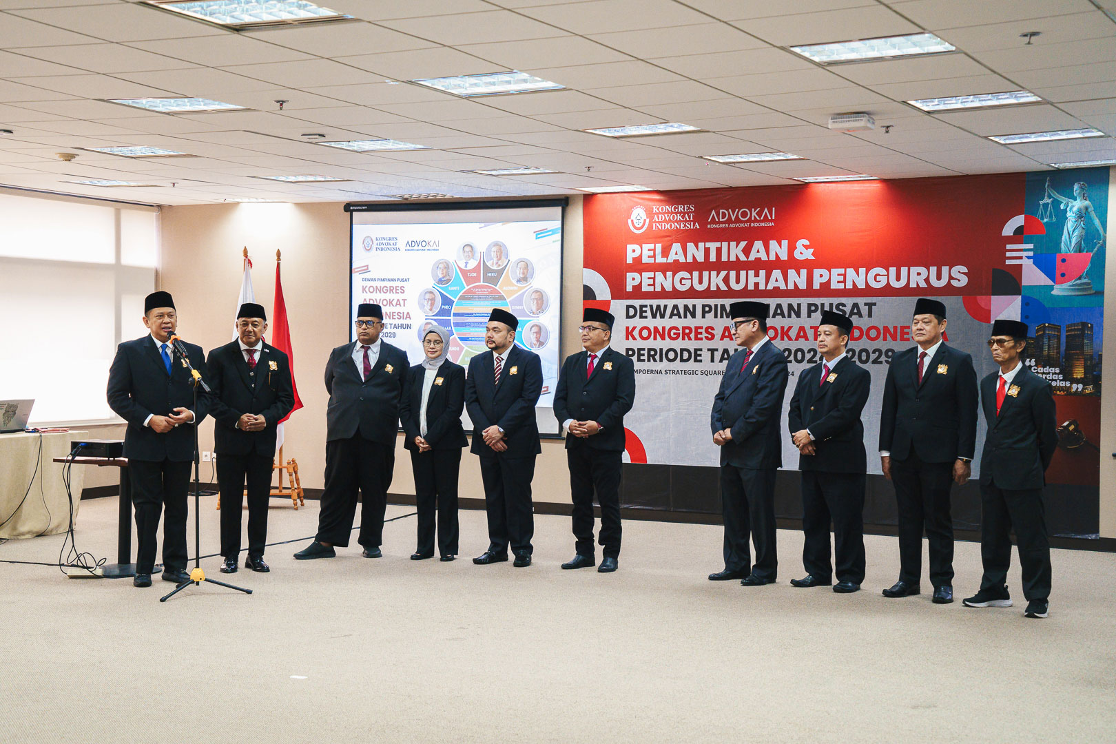 Dewan Pembina Kongres Advokat Indonesia Dikukuhkan, Bamsoet Ketua, Henry Indraguna Jadi Wakil