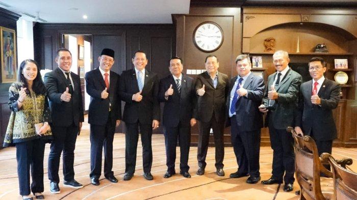 Tokoh Senior Partai Golkar, Robinson Napitupulu Usulkan Nama-Nama Ini Untuk Masuk Kabinet Pemerintahan Prabowo Tokoh Senior Partai Golkar, Robinson Napitupulu Usulkan Nama-Nama Ini Untuk Masuk Kabinet Pemerintahan Prabowo