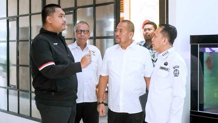 Menpora Dito Ariotedjo Dukung PBSI Tingkatkan Prestasi Bulutangkis ke Level Dunia Menpora Dito Ariotedjo Dukung PBSI Tingkatkan Prestasi Bulutangkis ke Level Dunia
