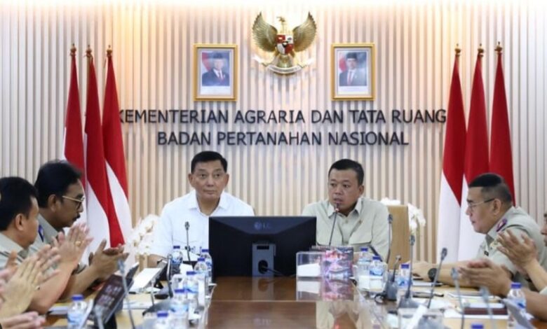 Menteri ATR/BPN Nusron Wahid Nyatakan Siap Dukung Pengadaan Lahan untuk TNI Menteri ATR/BPN Nusron Wahid Nyatakan Siap Dukung Pengadaan Lahan untuk TNI