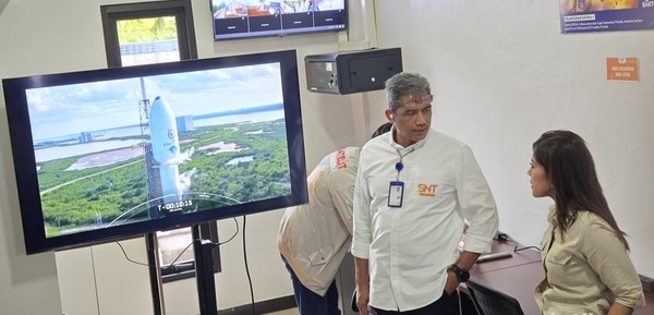 Menkomdigi Meutya Hafid Pede SATRIA-1 Bisa Kejar Target 20 Ribu Titik Hingga Akhir Tahun Menkomdigi Meutya Hafid Pede SATRIA-1 Bisa Kejar Target 20 Ribu Titik Hingga Akhir Tahun