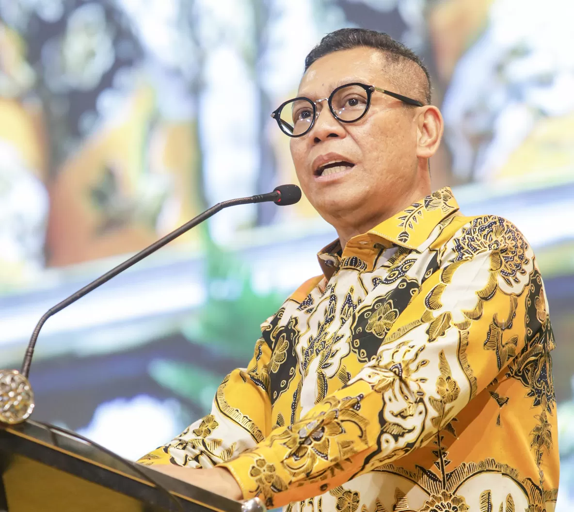 Waketum Golkar Adies Kadir Pastikan Pengisian Pos Pimpinan DPRD Sudah Melalui Pertimbangan Matang Waketum Golkar Adies Kadir Pastikan Pengisian Pos Pimpinan DPRD Sudah Melalui Pertimbangan Matang