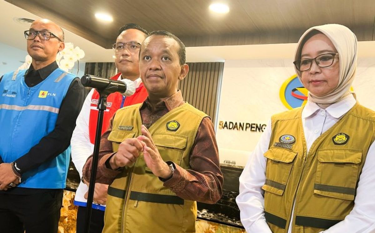 Hilirisasi Jadi Prioritas! Bahlil Lahadalia Kejar Investasi Rp 10.157 Triliun Hilirisasi Jadi Prioritas! Bahlil Lahadalia Kejar Investasi Rp 10.157 Triliun