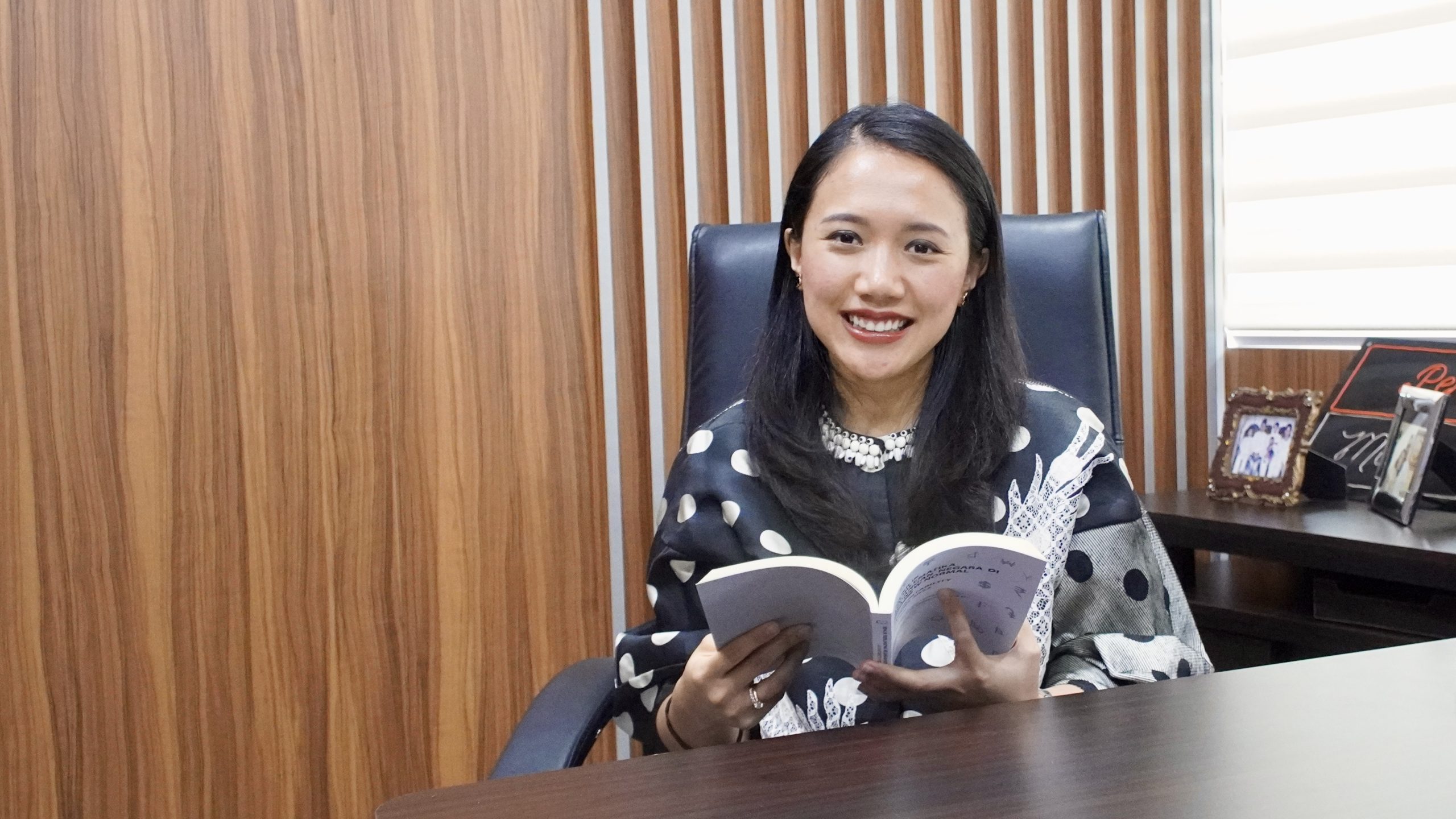 Tren Kehidupan Sosial Anak Muda Menurut Puteri Komarudin: Kamu Pilih JOMO atau FOMO? Tren Kehidupan Sosial Anak Muda Menurut Puteri Komarudin: Kamu Pilih JOMO atau FOMO?