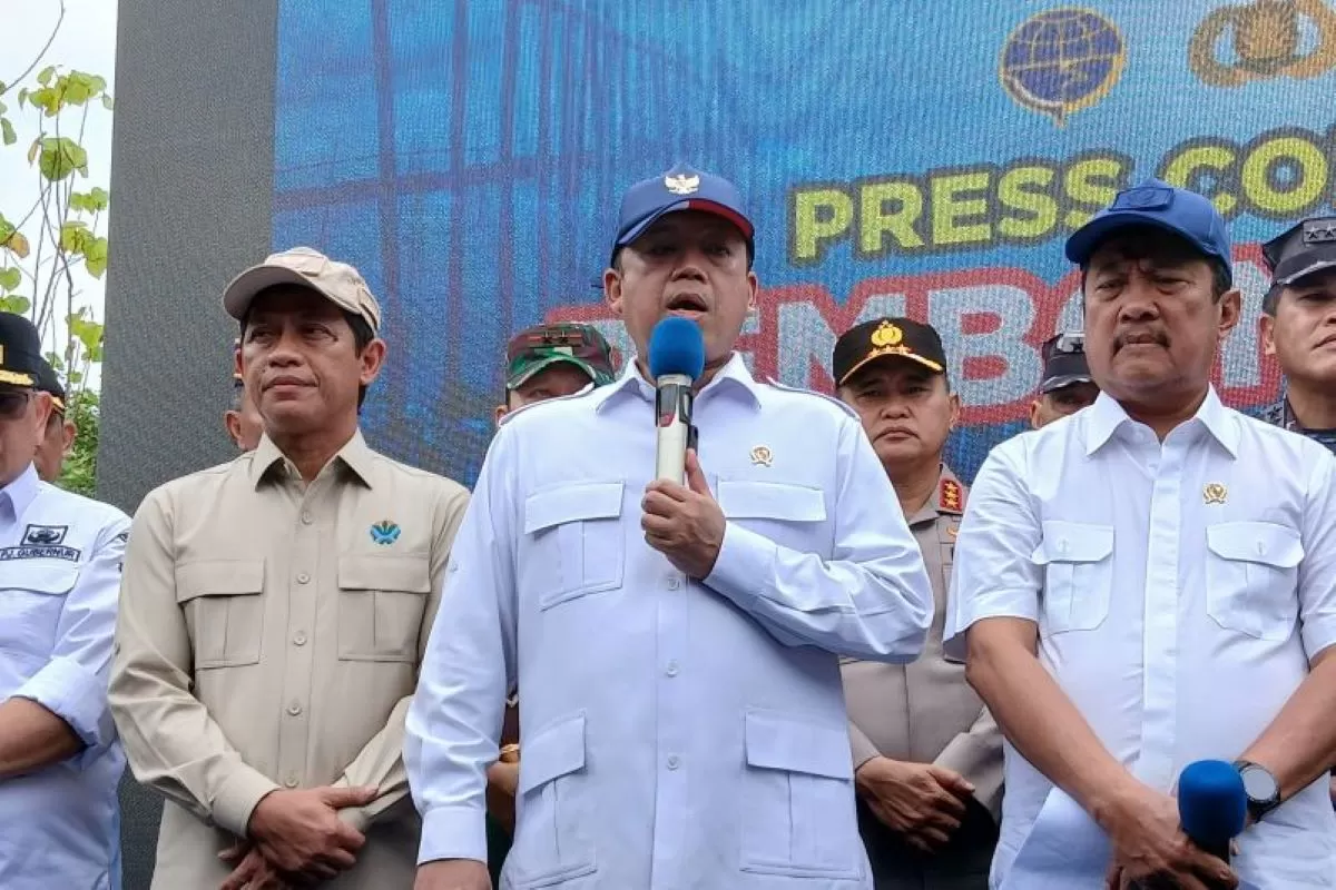 Janji Menteri Nusron Akan Batalkan Semua Sertifikat Pagar Laut jika Lahannya Benar-benar Laut Janji Menteri Nusron Akan Batalkan Semua Sertifikat Pagar Laut jika Lahannya Benar-benar Laut