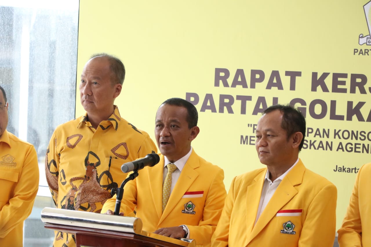 Hati Bahlil Bergejolak Lihat Mafia LPG Pesta Pora Habiskan Subsidi Negara Untuk Rakyat Hati Bahlil Bergejolak Lihat Mafia LPG Pesta Pora Habiskan Subsidi Negara Untuk Rakyat