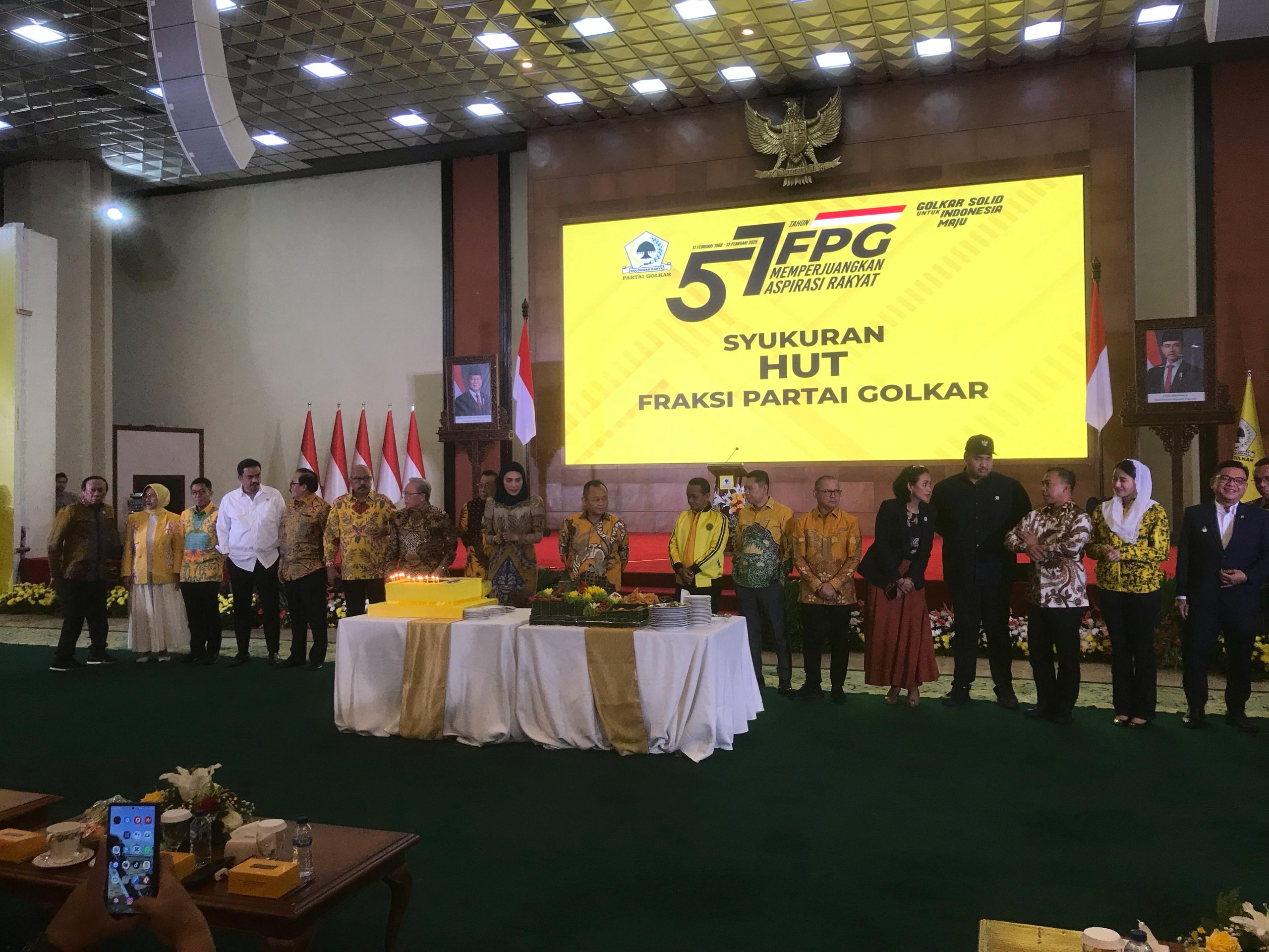 Ketua Fraksi Partai Golkar, Sarmuji Ajak 102 Anggota DPR RI Jadi Komunikator Partai Golkar Yang Baik Ketua Fraksi Partai Golkar, Sarmuji Ajak 102 Anggota DPR RI Jadi Komunikator Partai Golkar Yang Baik