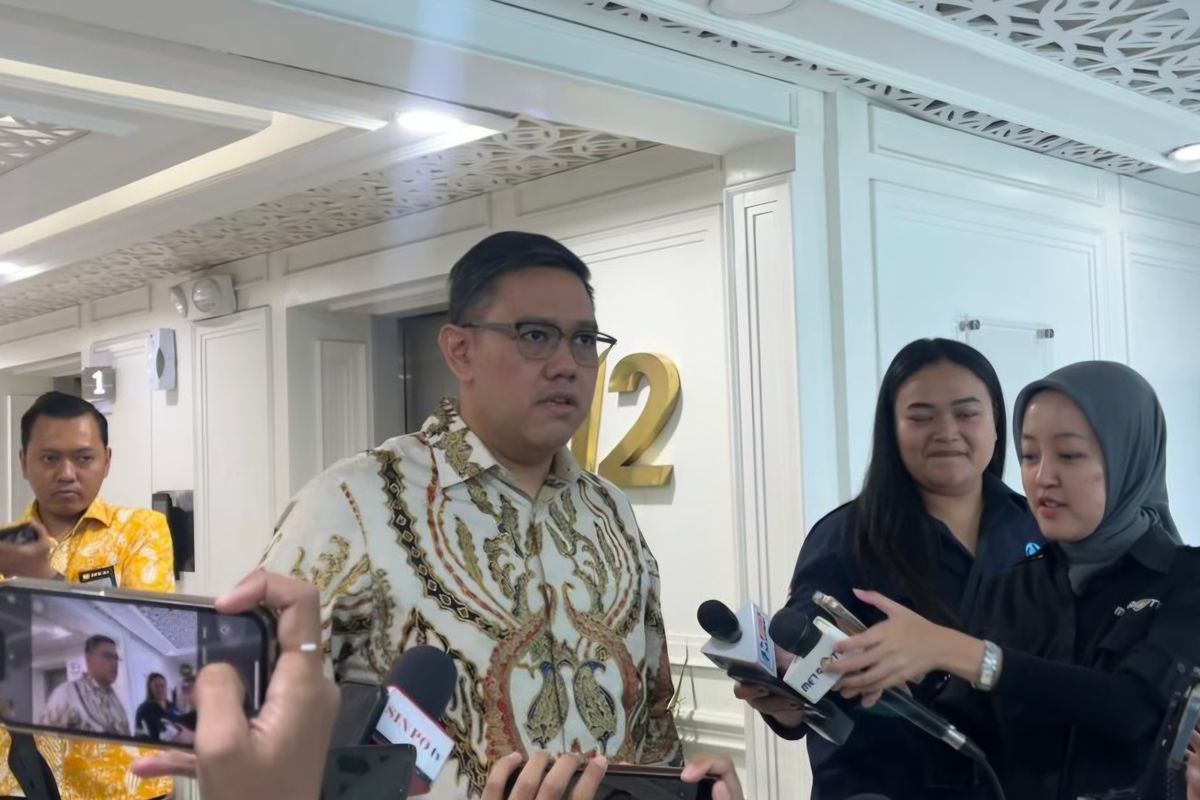 Dukung Pembatasan Usia Bermedsos, Dave Laksono: Anak-anak Masih Lugu, Tak Bisa Memilah Konten Dukung Pembatasan Usia Bermedsos, Dave Laksono: Anak-anak Masih Lugu, Tak Bisa Memilah Konten