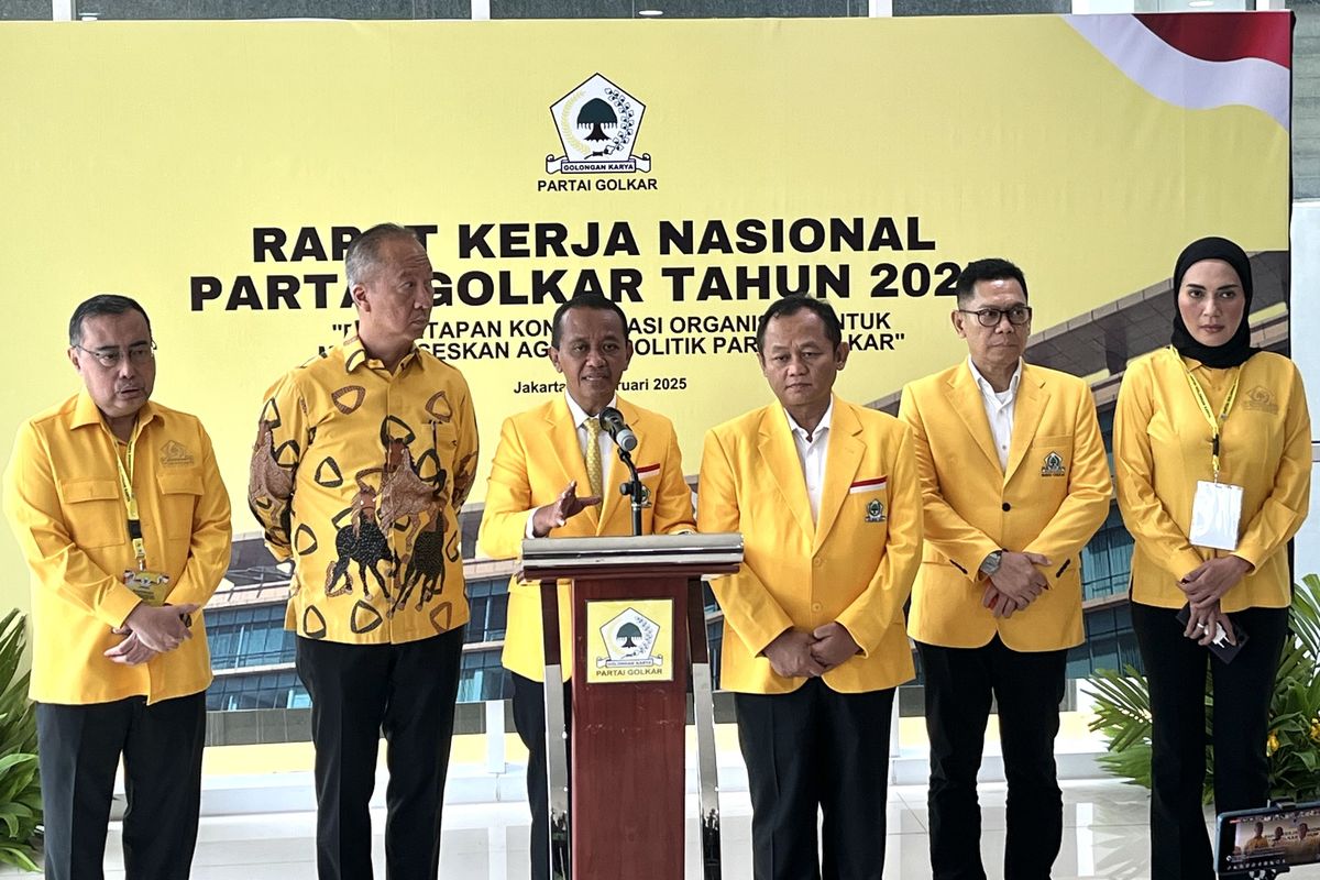 Ketum Bahlil Optimis Kader Golkar Tak Tersentuh Reshuffle Kabinet Ketum Bahlil Optimis Kader Golkar Tak Tersentuh Reshuffle Kabinet