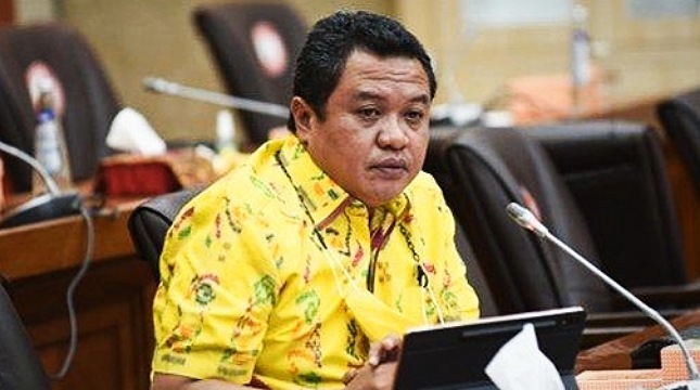 Lamhot Sinaga Desak Kemperin Tingkatkan Daya Saing IKM Untuk Bangun SDM Industri Lamhot Sinaga Desak Kemperin Tingkatkan Daya Saing IKM Untuk Bangun SDM Industri