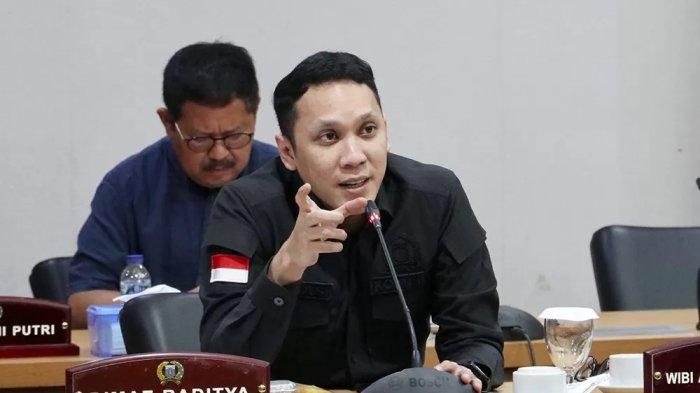 Dimaz Raditya Desak PT Pembangunan Jaya Ancol Evaluasi Penataan Pedagang Asongan Dimaz Raditya Desak PT Pembangunan Jaya Ancol Evaluasi Penataan Pedagang Asongan