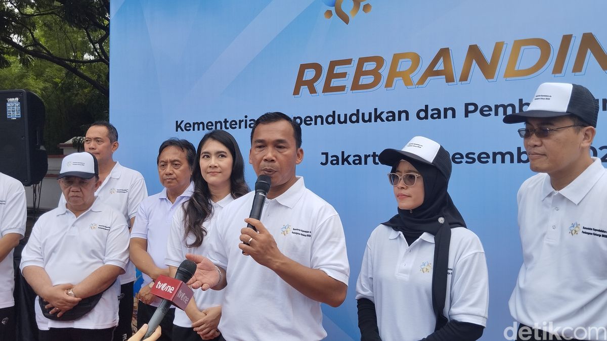 Mendukbangga Wihaji Sebut 20,9 Persen Anak di Indonesia Kehilangan Sosok Ayah Mendukbangga Wihaji Sebut 20,9 Persen Anak di Indonesia Kehilangan Sosok Ayah