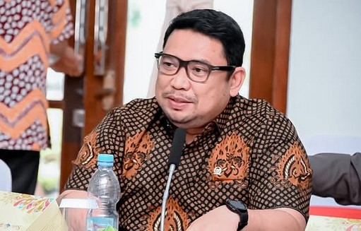 Ilham Permana Puji Langkah Cepat Menperin Agus Gumiwang Selesaikan Komitmen Investasi Apple USD 10 Juta Ilham Permana Puji Langkah Cepat Menperin Agus Gumiwang Selesaikan Komitmen Investasi Apple USD 10 Juta