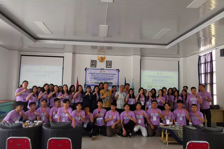 Bambang Patijaya Beberkan Pentingnya Kemampuan Berpikir Strategis Generasi Muda Buddhis Bambang Patijaya Beberkan Pentingnya Kemampuan Berpikir Strategis Generasi Muda Buddhis