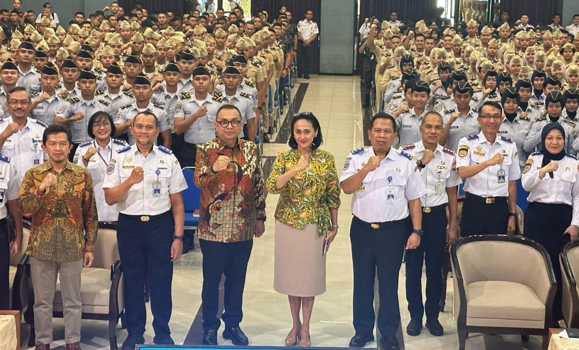 Wamen Christina Aryani Kunjungi PTDI-STTD Bekasi, Bidik CPMI Isi Kebutuhan Sektor Transportasi Global