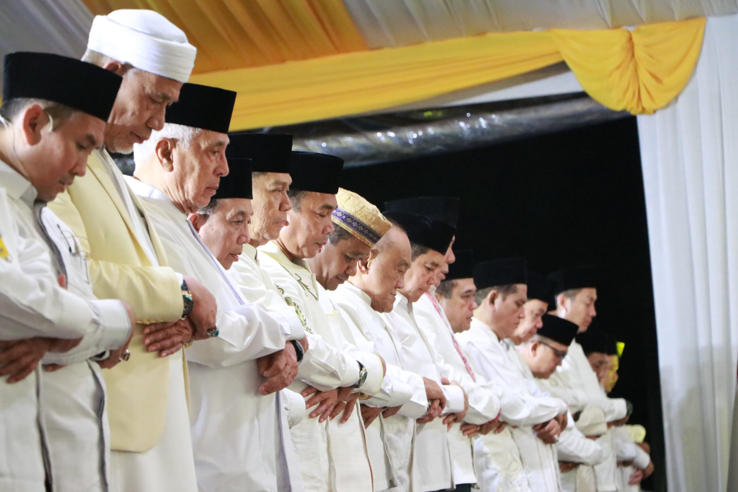 Nuzulul Qur’an Partai Golkar Diisi Khotmul Qur’an 60 Hafidz-Hafidzah Dari 60 Pesantren Nuzulul Qur’an Partai Golkar Diisi Khotmul Qur’an 60 Hafidz-Hafidzah Dari 60 Pesantren