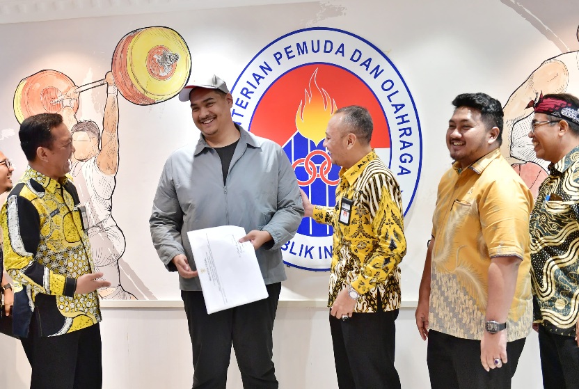 Menpora Dito Ariotedjo Apresiasi Rencana Merdeka Marathon 2025 di Indonesia Arena Menpora Dito Ariotedjo Apresiasi Rencana Merdeka Marathon 2025 di Indonesia Arena