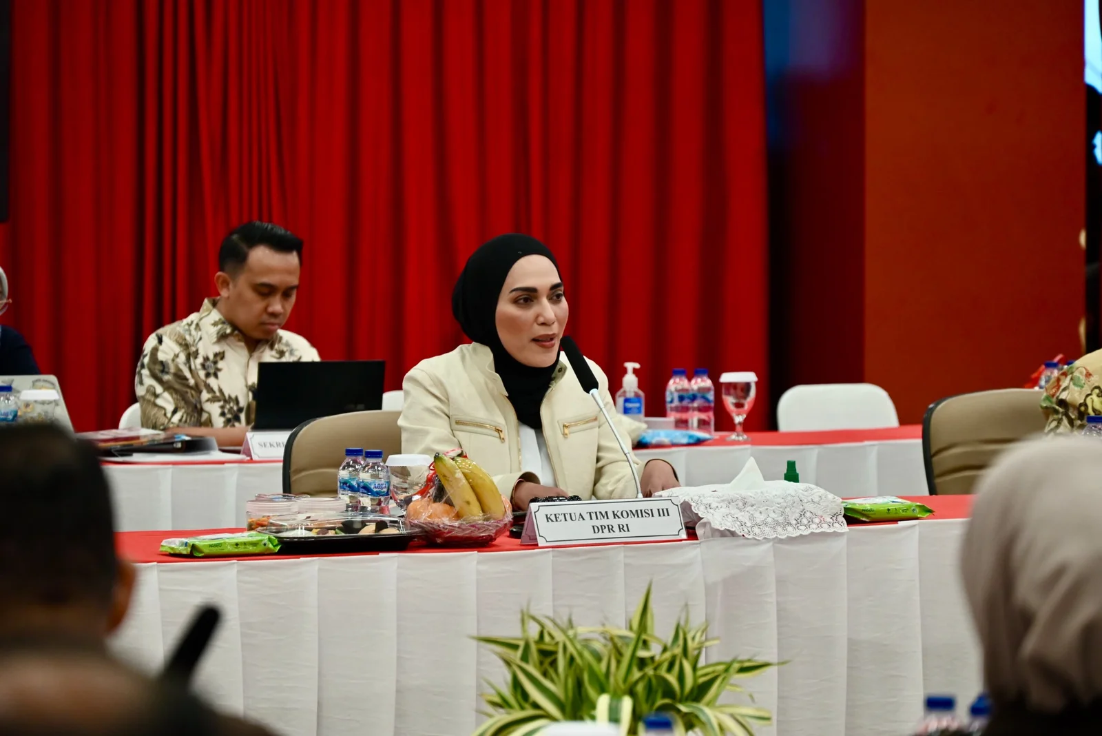 Sari Yuliati Dorong Investigasi Polda NTB atas Dugaan Salah Tuduh yang Berujung Tragis Sari Yuliati Dorong Investigasi Polda NTB atas Dugaan Salah Tuduh yang Berujung Tragis