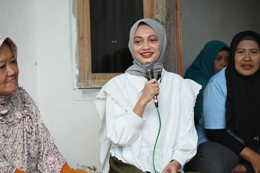 Kebijakan Tegas! Wali Kota Kediri Vinanda Prameswati Batasi Peredaran Miras Saat Ramadan Kebijakan Tegas! Wali Kota Kediri Vinanda Prameswati Batasi Peredaran Miras Saat Ramadan