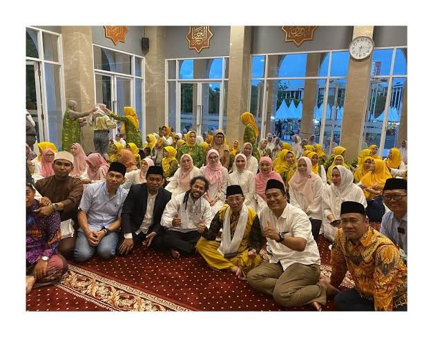 DKM Masjid Ainul Hikmah Canangkan Gagasan Dana Abadi Hingga Program Beasiswa untuk Generasi Qurani DKM Masjid Ainul Hikmah Canangkan Gagasan Dana Abadi Hingga Program Beasiswa untuk Generasi Qurani