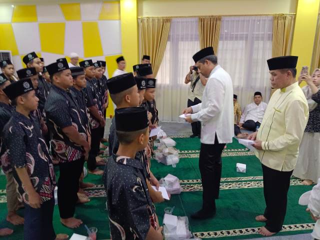 Buka Puasa Bersama Jajaran DPD I Kalbar, Maman Abdurrahman: Ramadan Adalah Waktu Mempererat Silaturahmi