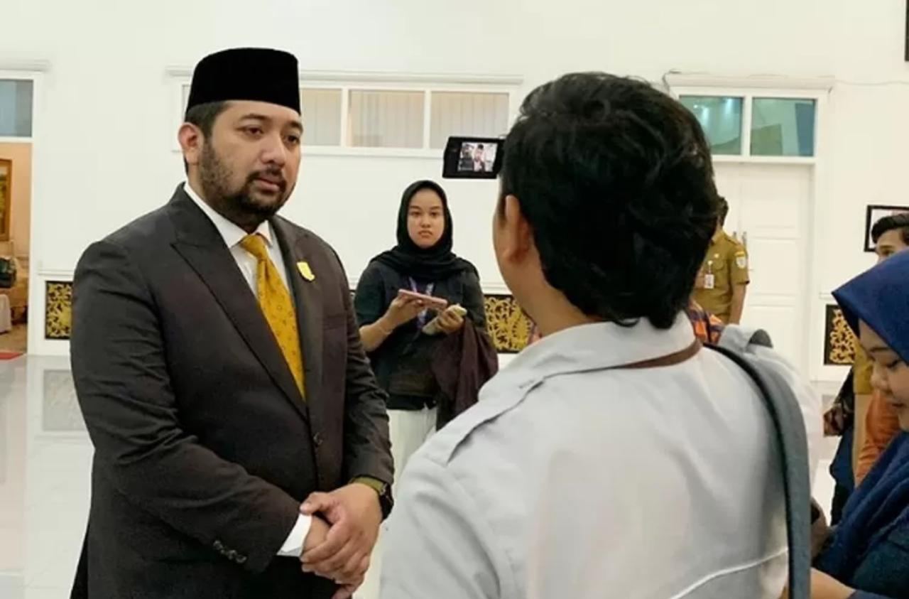 Suhu Panas Ekstrem Bikin ‘Lendutan’ Landasan Pacu, Pinto Jayanegara Desak Pemerintah Safety Audit Bandara Jambi Suhu Panas Ekstrem Bikin ‘Lendutan’ Landasan Pacu, Pinto Jayanegara Desak Pemerintah Safety Audit Bandara Jambi