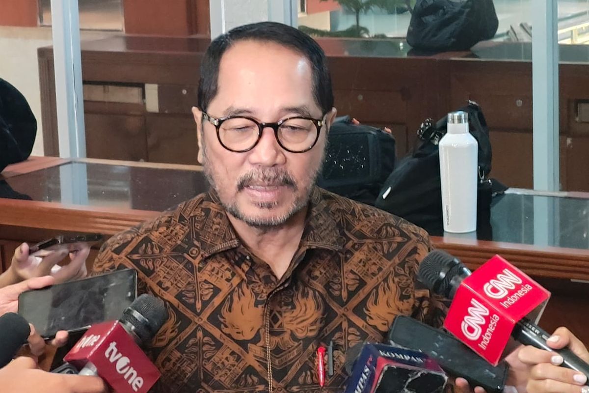 Firman Soebagyo Minta Bupati Sudewo Tertibkan Proses Suap Menyuap Rekrutmen Pegawai di Kabupaten Pati Firman Soebagyo Minta Bupati Sudewo Tertibkan Proses Suap Menyuap Rekrutmen Pegawai di Kabupaten Pati