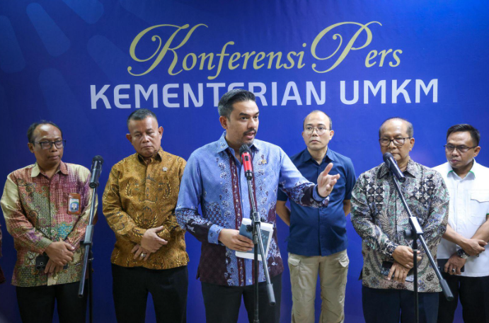 Menteri UMKM Maman Abdurrahman Bantah Isu PHK Massal: Data KSPI dan Kemnaker Berbeda