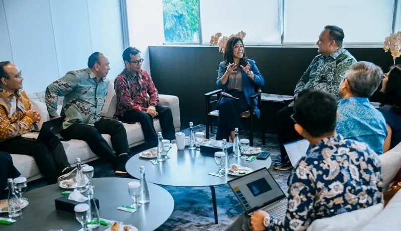 Meutya Hafid Sambut Investasi Rp27 Triliun Microsoft untuk Perkuat Cloud dan AI di Indonesia