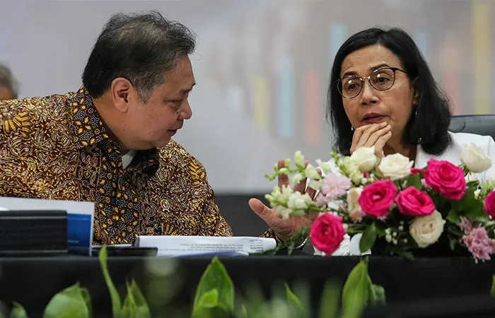 Hadapi Tarif Resiprokal AS, Airlangga dan Sri Mulyani Jadi Ujung Tombak Diplomasi Ekonomi Hadapi Tarif Resiprokal AS, Airlangga dan Sri Mulyani Jadi Ujung Tombak Diplomasi Ekonomi