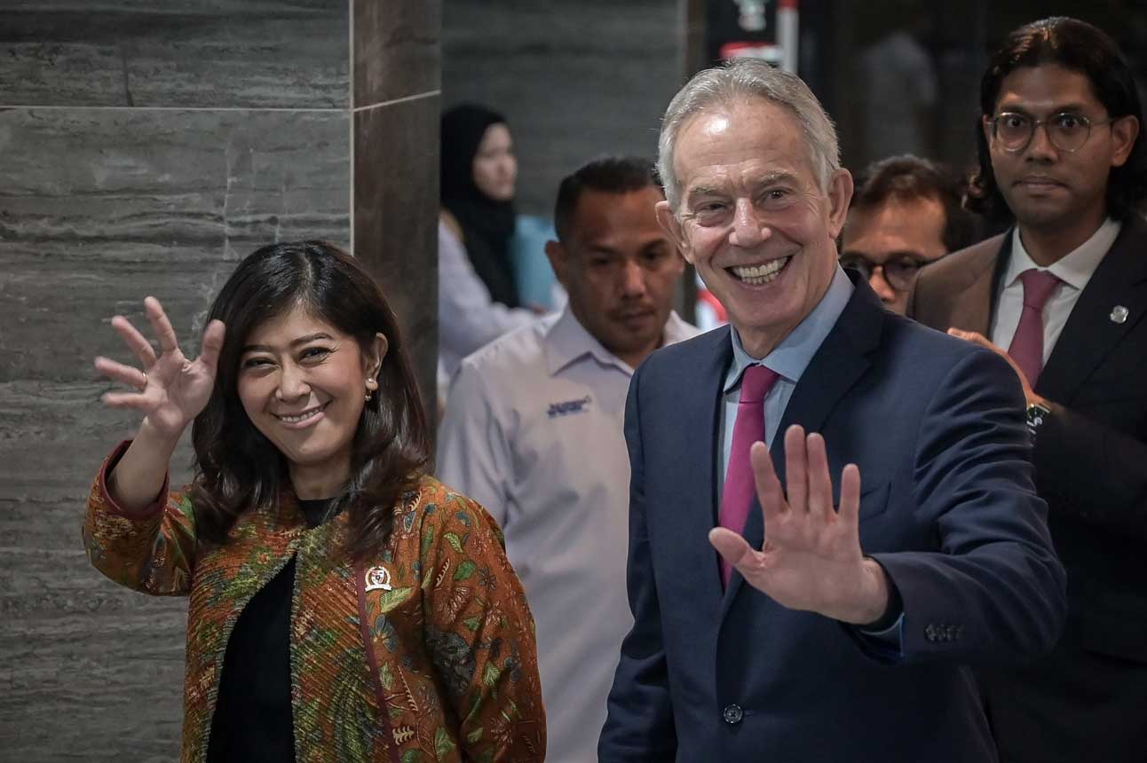 Meutya Hafid dan Tony Blair Sepakati Langkah Awal Transformasi Digital Nasional Meutya Hafid dan Tony Blair Sepakati Langkah Awal Transformasi Digital Nasional
