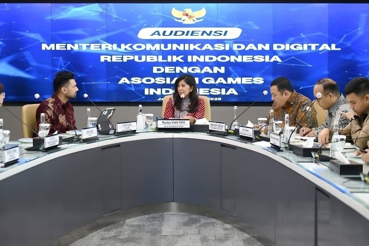 Target Ekonomi Tumbuh 8%! Menkomdigi Meutya Hafid Dorong Industri Gim Jadi Andalan Baru Target Ekonomi Tumbuh 8%! Menkomdigi Meutya Hafid Dorong Industri Gim Jadi Andalan Baru