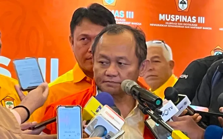 Sekjen Golkar Sarmuji Respons Usulan KPK Tambah Dana Parpol: ‘Kami Realistis, Tak Ingin Menuntut Banyak’ Sekjen Golkar Sarmuji Respons Usulan KPK Tambah Dana Parpol: ‘Kami Realistis, Tak Ingin Menuntut Banyak’