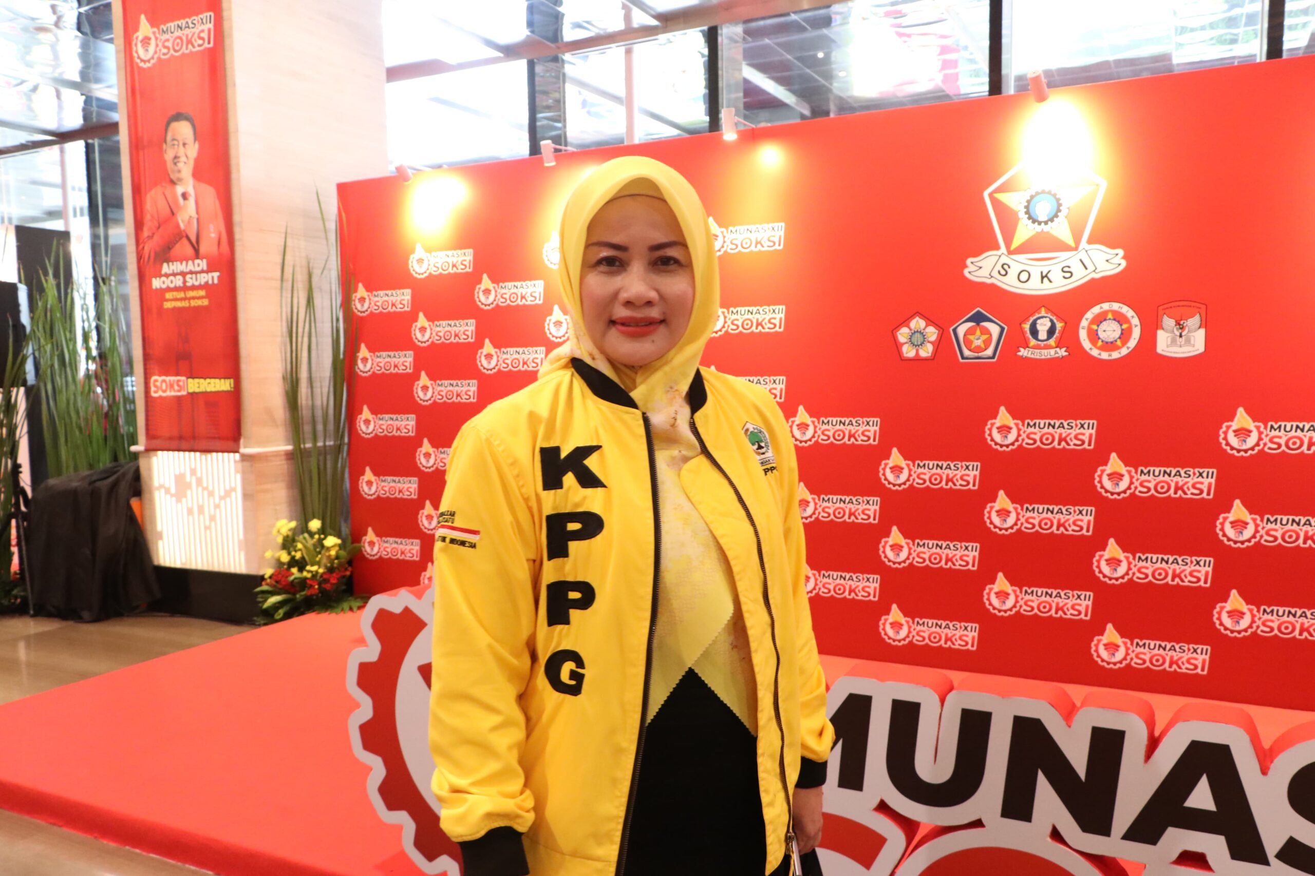 Momentum Kebangkitan Politik Kaum Perempuan Momentum Kebangkitan Politik Kaum Perempuan
