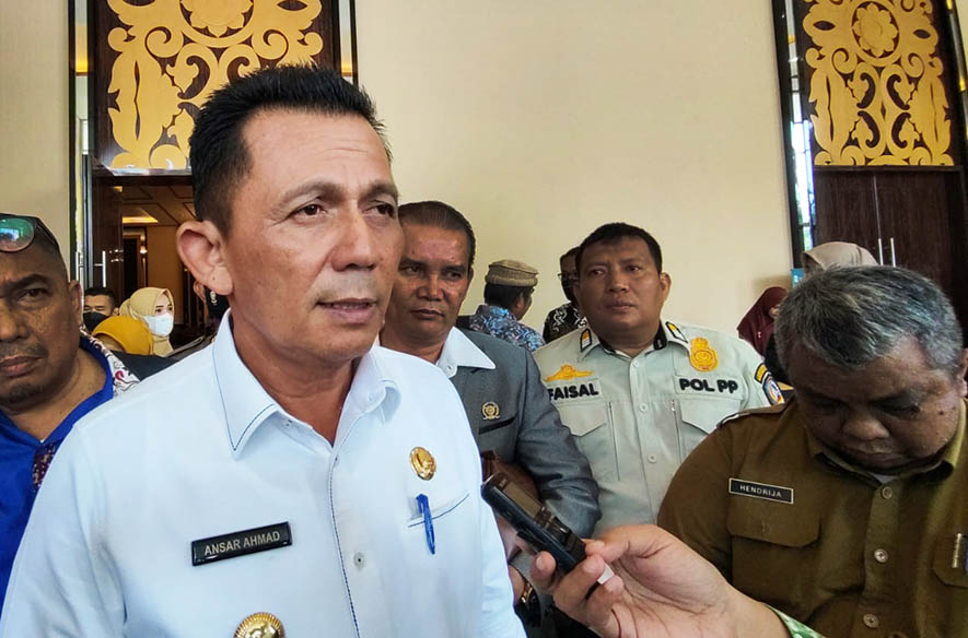 Ansar Ahmad Luncurkan Program Beasiswa Rp3 Miliar untuk Mahasiswa Berprestasi dan Kurang Mampu