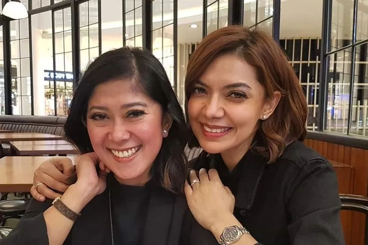 Meutya Hafid Berikan Dukungan Moral untuk Najwa Shihab: “Sahabat Kami Akan Selalu Kuat” Meutya Hafid Berikan Dukungan Moral untuk Najwa Shihab: “Sahabat Kami Akan Selalu Kuat”