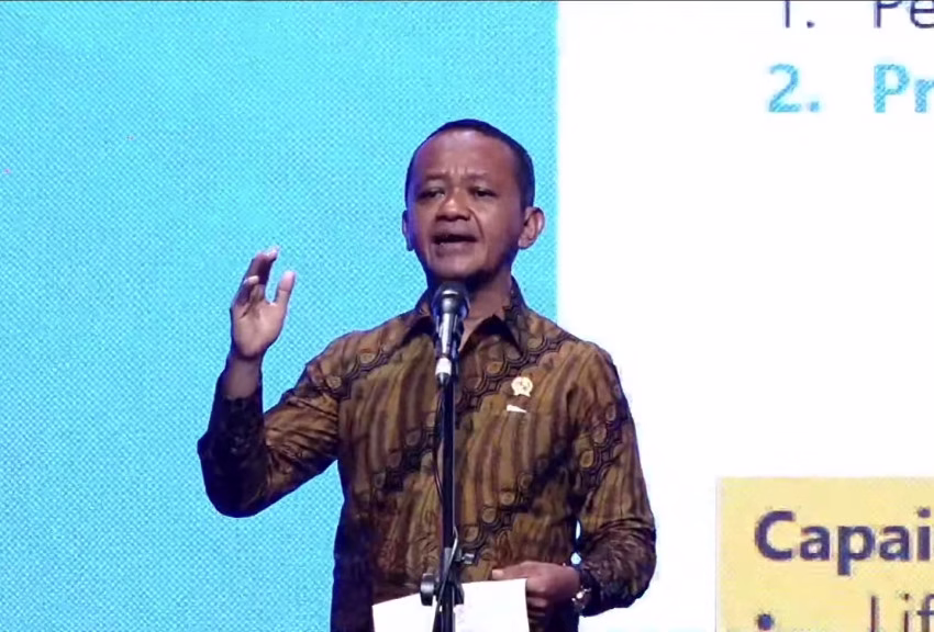 Bahlil Lahadalia Terapkan Strategi Inovatif untuk Genjot Lifting Minyak Nasional Bahlil Lahadalia Terapkan Strategi Inovatif untuk Genjot Lifting Minyak Nasional