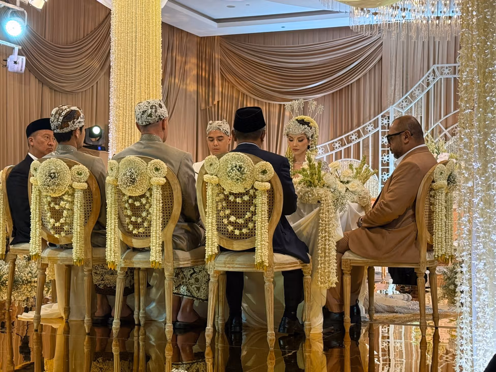 Menperin Agus Gumiwang Jadi Saksi Nikah Al Ghazali–Alyssa Daguise