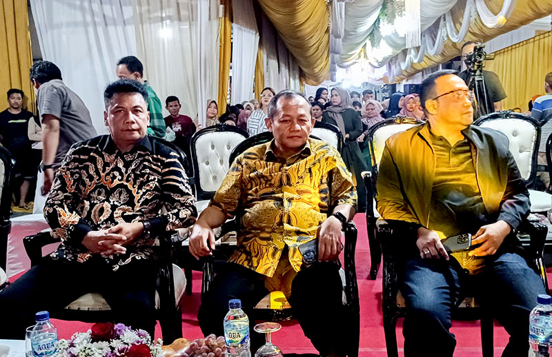Sarmuji Soroti Dampak Ekonomi Lokal dari Pagelaran Campursari di Surabaya Sarmuji Soroti Dampak Ekonomi Lokal dari Pagelaran Campursari di Surabaya