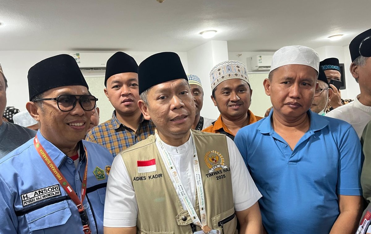 Adies Kadir: Penyelesaian Kartu Nusuk Jemaah Haji Surabaya Jadi Prioritas Sebelum Armuzna Adies Kadir: Penyelesaian Kartu Nusuk Jemaah Haji Surabaya Jadi Prioritas Sebelum Armuzna